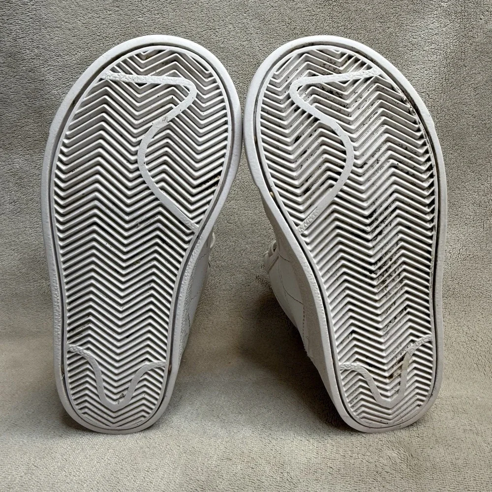 Nike Kids‎ Blazer Mid 77 white Size 11C Little Kids